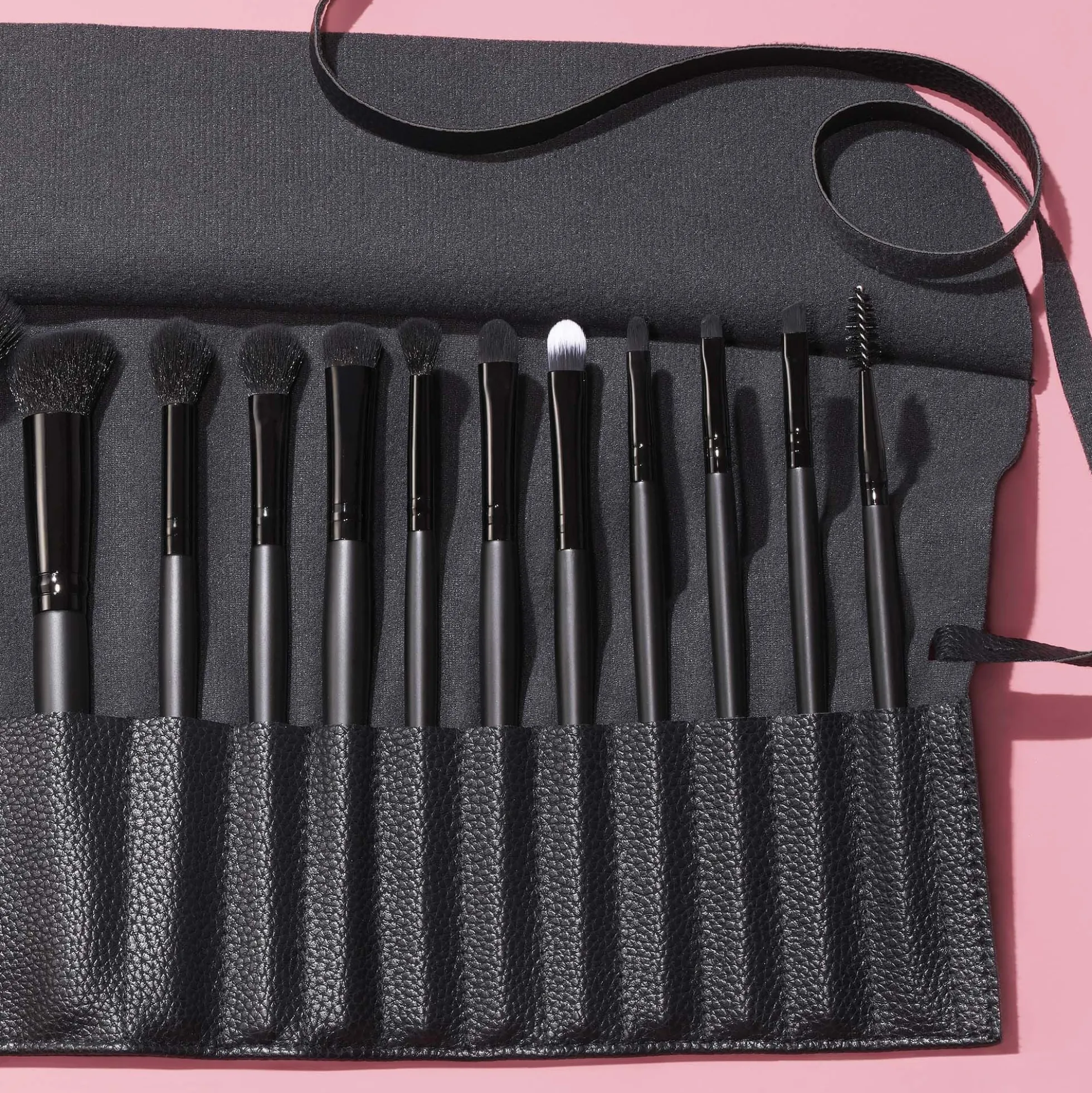 17-Piece Ultimate Makeup Brush Set & Travel Roll